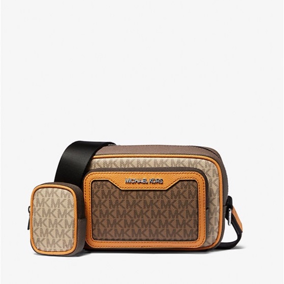 Michael Kors Cooper Color-Block Signature Logo Camera Bag NEW - Picture 2 of 4